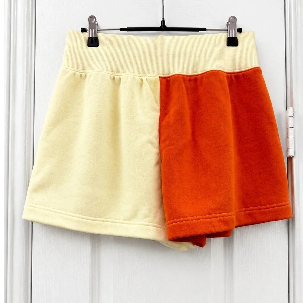 Nike WNBA All-Star Game 2023 Fleece Shorts Split Color Orange Cream Small